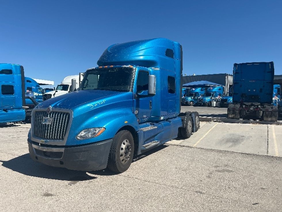 Sleeper Tractor-Heavy Duty Tractors-International-2021-LT625-El Paso-TX-758,677\n\t\tmiles-$ 30,750 - Image 3