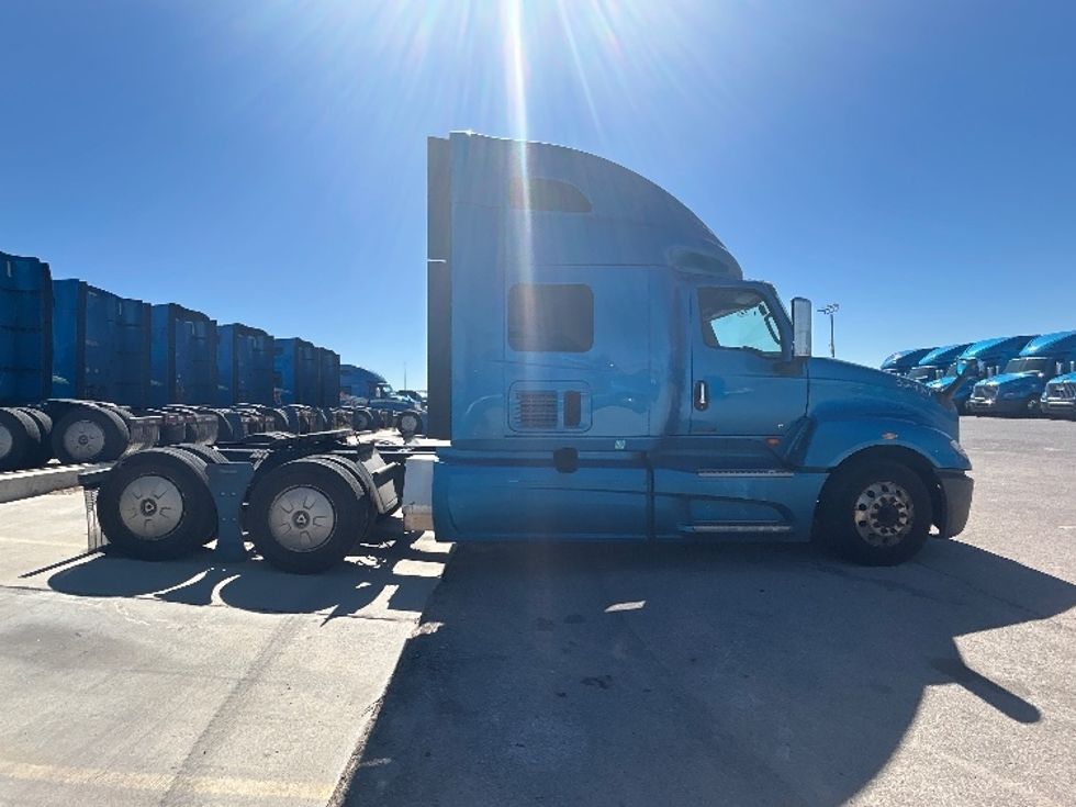 Sleeper Tractor-Heavy Duty Tractors-International-2021-LT625-El Paso-TX-758,677\n\t\tmiles-$ 30,750 - Image 8