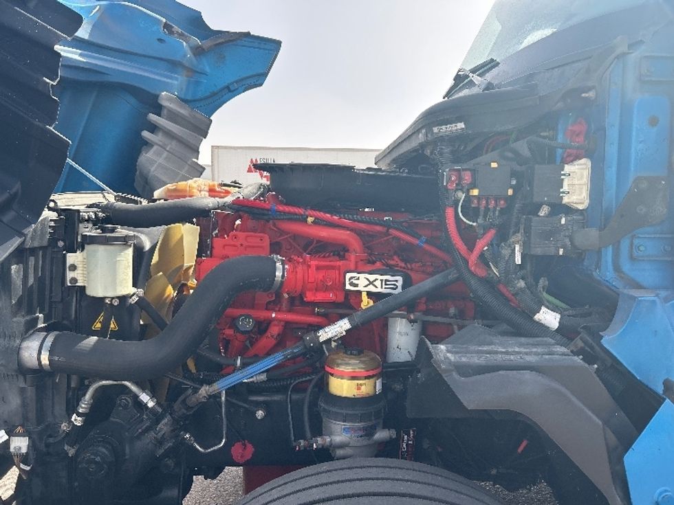 Sleeper Tractor-Heavy Duty Tractors-International-2021-LT625-El Paso-TX-759,522\n\t\tmiles-$ 27,750 - Image 21