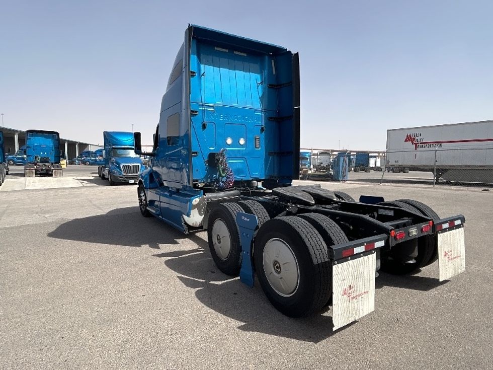 Sleeper Tractor-Heavy Duty Tractors-International-2021-LT625-El Paso-TX-759,522\n\t\tmiles-$ 27,750 - Image 5