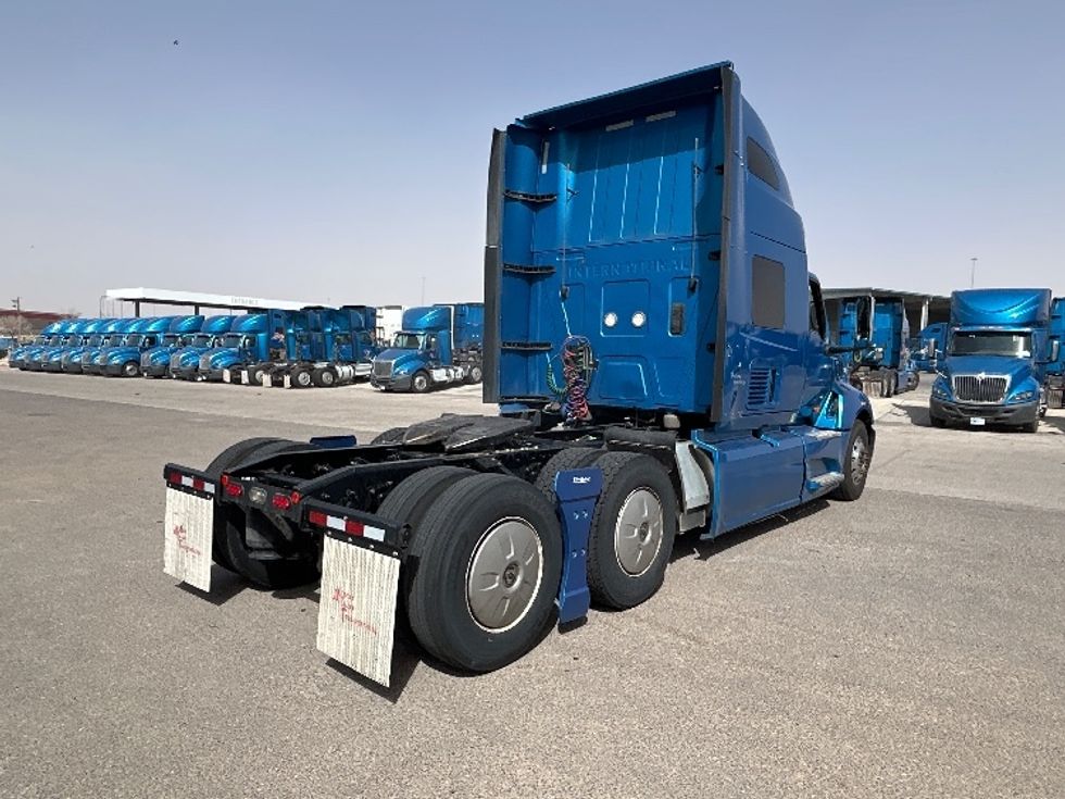 Sleeper Tractor-Heavy Duty Tractors-International-2021-LT625-El Paso-TX-759,522\n\t\tmiles-$ 27,750 - Image 7