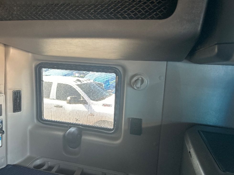 Sleeper Tractor-Heavy Duty Tractors-International-2021-LT625-El Paso-TX-762,756\n\t\tmiles-$ 27,750 - Image 18