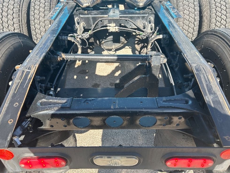 Sleeper Tractor-Heavy Duty Tractors-International-2021-LT625-El Paso-TX-762,756\n\t\tmiles-$ 27,750 - Image 6