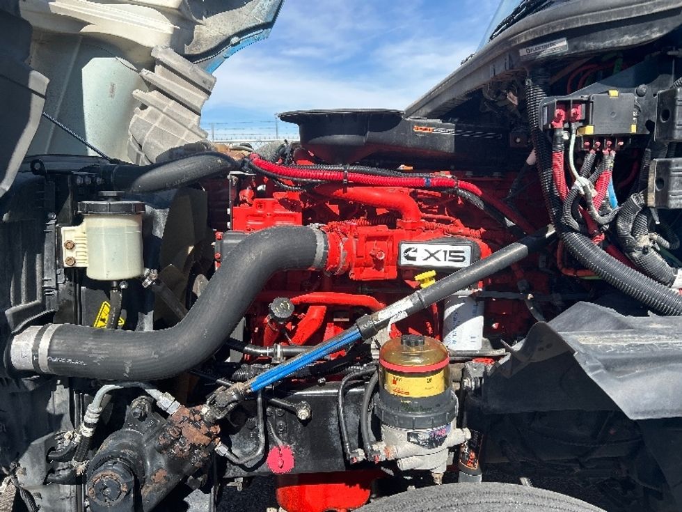 Sleeper Tractor-Heavy Duty Tractors-International-2021-LT625-El Paso-TX-763,864\n\t\tmiles-$ 27,750 - Image 21