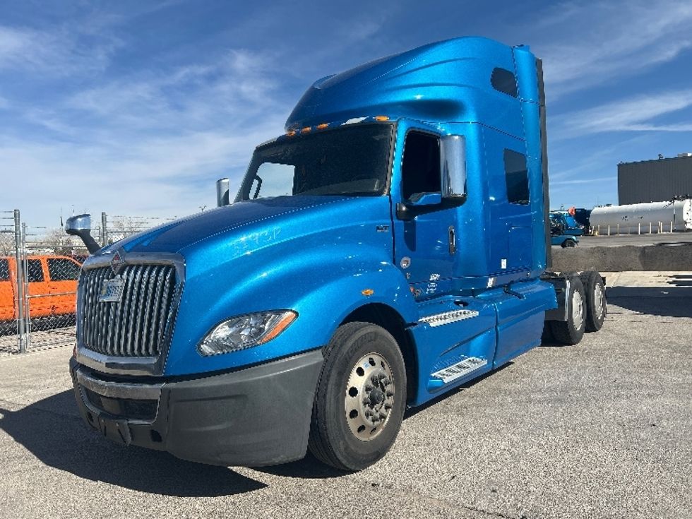 Sleeper Tractor-Heavy Duty Tractors-International-2021-LT625-El Paso-TX-763,864\n\t\tmiles-$ 27,750 - Image 3