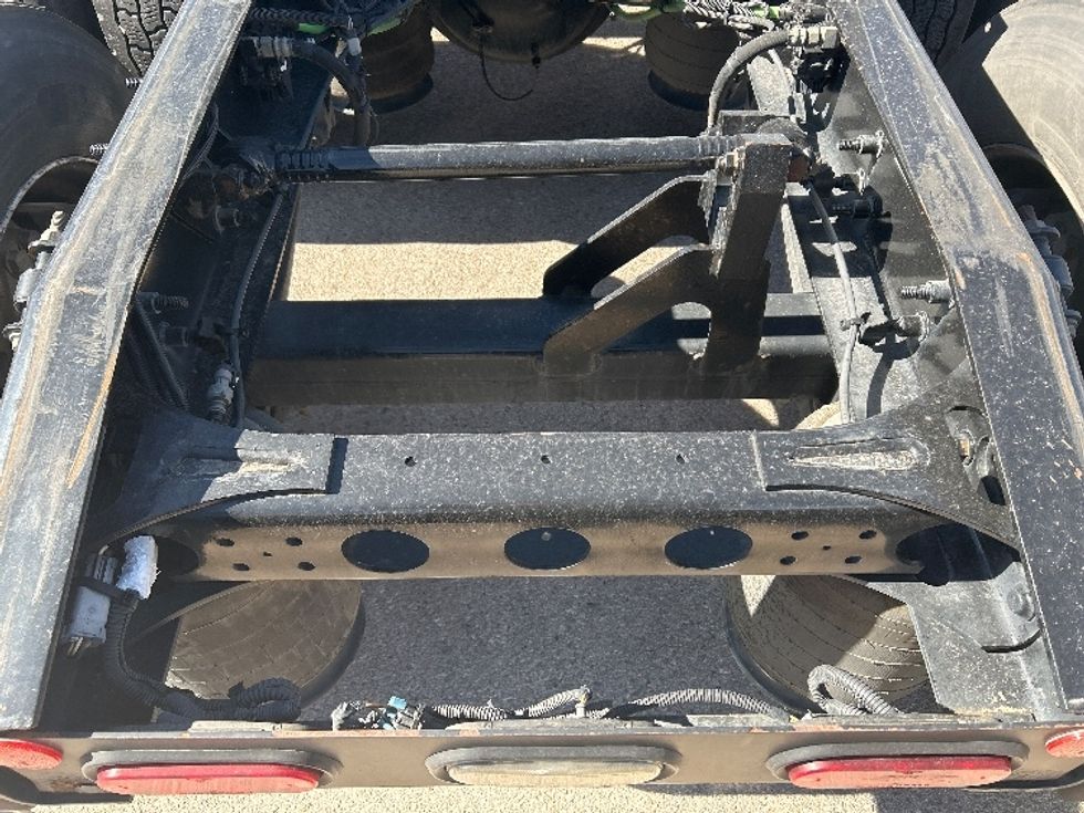 Sleeper Tractor-Heavy Duty Tractors-International-2021-LT625-El Paso-TX-763,864\n\t\tmiles-$ 27,750 - Image 6