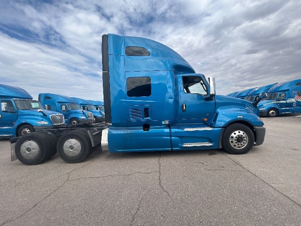 Sleeper Tractor-Heavy Duty Tractors-International-2021-LT625-El Paso-TX-763,985\n\t\tmiles-$ 30,750 - Image 8