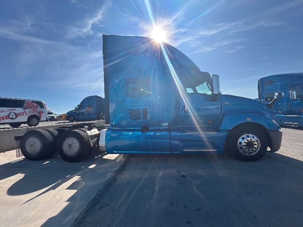 Sleeper Tractor-Heavy Duty Tractors-International-2021-LT625-El Paso-TX-764,322\n\t\tmiles-$ 27,750 - Image 8