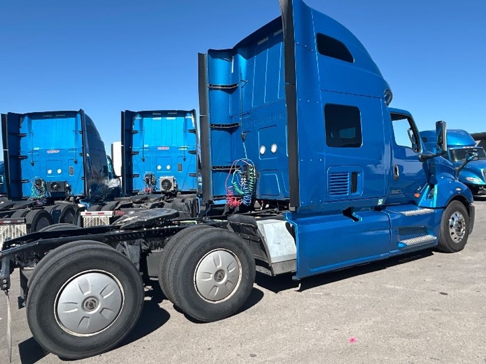 Sleeper Tractor-Heavy Duty Tractors-International-2021-LT625-El Paso-TX-764,537\n\t\tmiles-$ 33,250 - Image 7