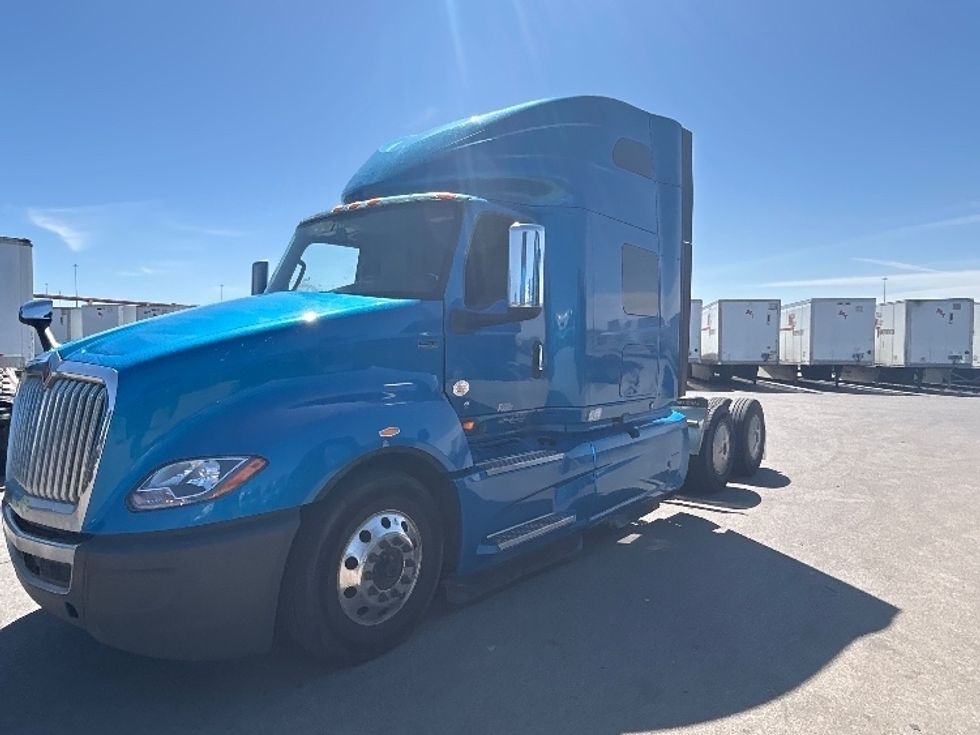 Sleeper Tractor-Heavy Duty Tractors-International-2021-LT625-El Paso-TX-764,723\n\t\tmiles-$ 34,250 - Image 3