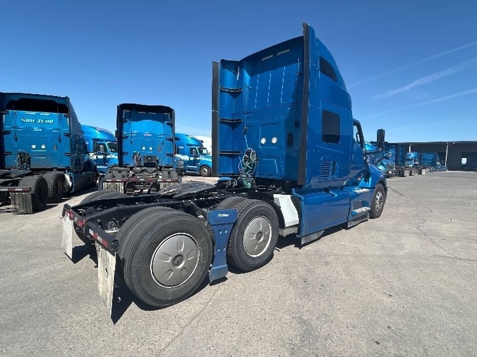 Sleeper Tractor-Heavy Duty Tractors-International-2021-LT625-El Paso-TX-764,723\n\t\tmiles-$ 34,250 - Image 7