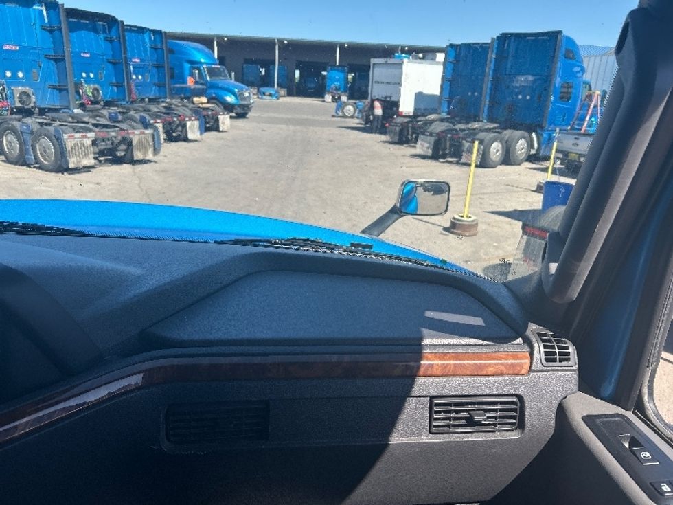 Sleeper Tractor-Heavy Duty Tractors-International-2021-LT625-El Paso-TX-765,391\n\t\tmiles-$ 33,250 - Image 14