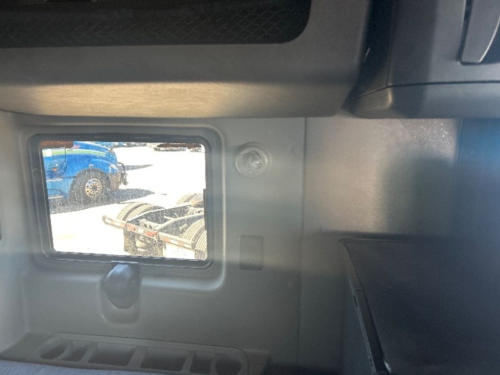 Sleeper Tractor-Heavy Duty Tractors-International-2021-LT625-El Paso-TX-766,396\n\t\tmiles-$ 33,250 - Image 18