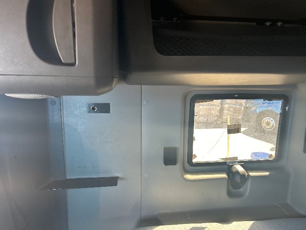 Sleeper Tractor-Heavy Duty Tractors-International-2021-LT625-El Paso-TX-766,396\n\t\tmiles-$ 33,250 - Image 19