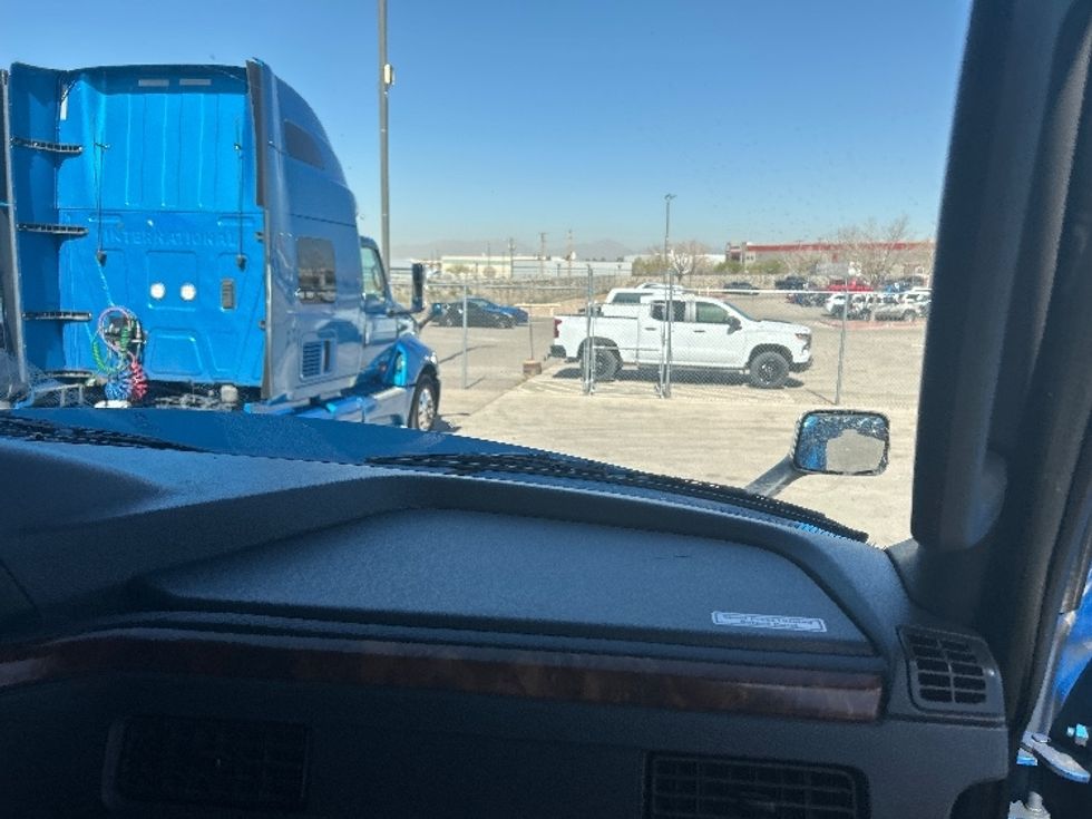 Sleeper Tractor-Heavy Duty Tractors-International-2021-LT625-El Paso-TX-766,671\n\t\tmiles-$ 27,750 - Image 14