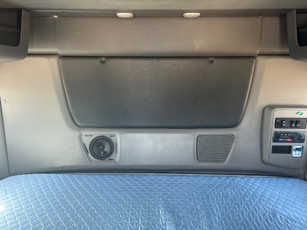 Sleeper Tractor-Heavy Duty Tractors-International-2021-LT625-El Paso-TX-767,721\n\t\tmiles-$ 27,750 - Image 16