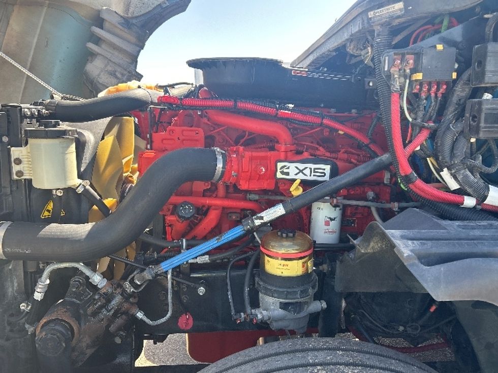 Sleeper Tractor-Heavy Duty Tractors-International-2021-LT625-El Paso-TX-767,721\n\t\tmiles-$ 27,750 - Image 21