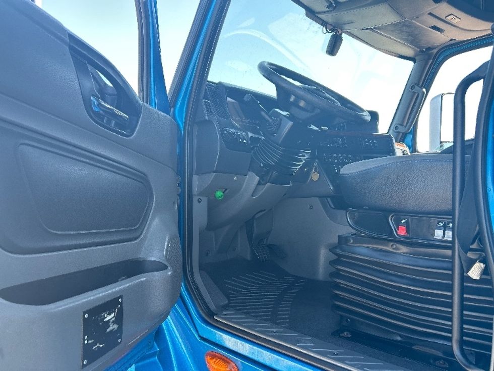 Sleeper Tractor-Heavy Duty Tractors-International-2021-LT625-El Paso-TX-767,721\n\t\tmiles-$ 27,750 - Image 9