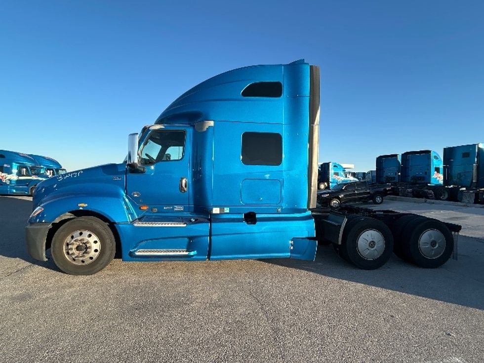 Sleeper Tractor-Heavy Duty Tractors-International-2021-LT625-El Paso-TX-767,876\n\t\tmiles-$ 30,750 - Image 4