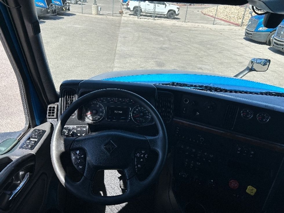 Sleeper Tractor-Heavy Duty Tractors-International-2021-LT625-El Paso-TX-767,944\n\t\tmiles-$ 27,750 - Image 11