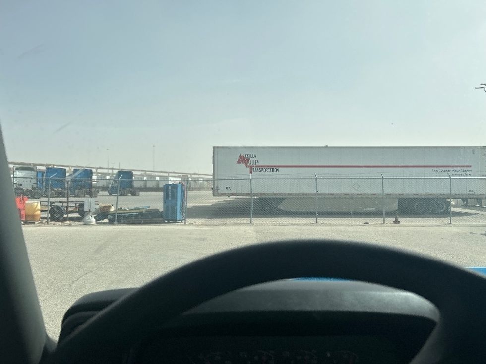 Sleeper Tractor-Heavy Duty Tractors-International-2021-LT625-El Paso-TX-768,105\n\t\tmiles-$ 27,750 - Image 11