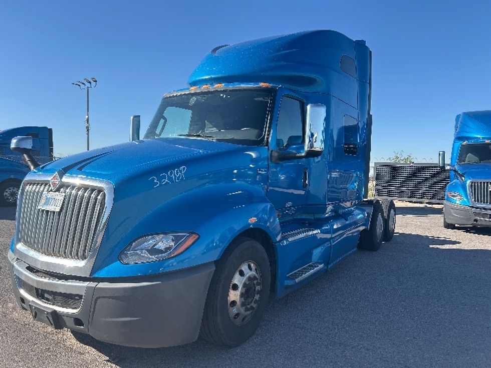 Sleeper Tractor-Heavy Duty Tractors-International-2021-LT625-El Paso-TX-768,657\n\t\tmiles-$ 30,750 - Image 3