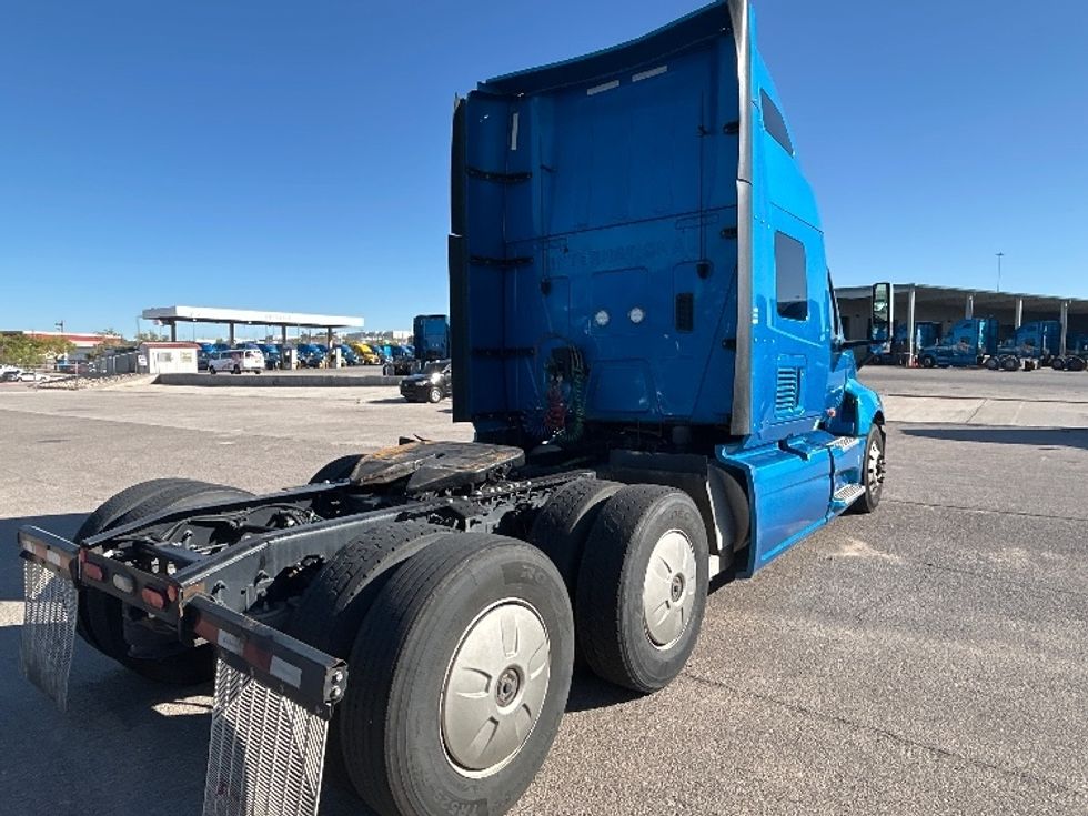 Sleeper Tractor-Heavy Duty Tractors-International-2021-LT625-El Paso-TX-768,657\n\t\tmiles-$ 30,750 - Image 7