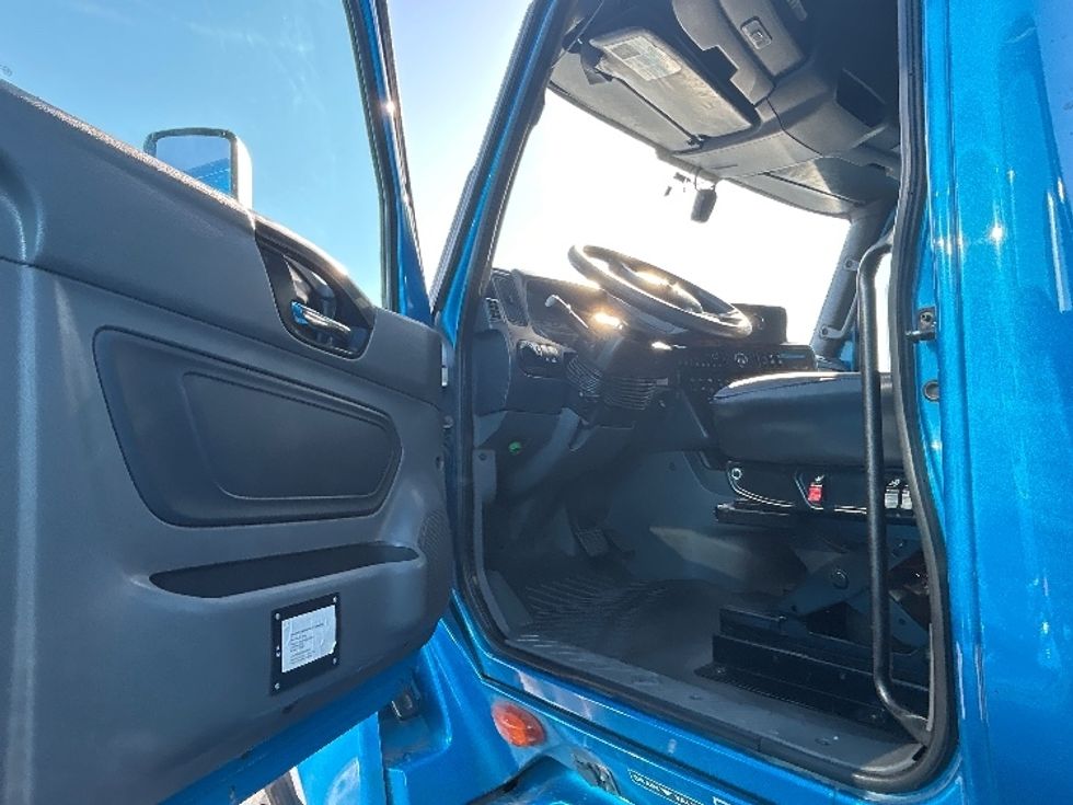 Sleeper Tractor-Heavy Duty Tractors-International-2021-LT625-El Paso-TX-768,657\n\t\tmiles-$ 30,750 - Image 9