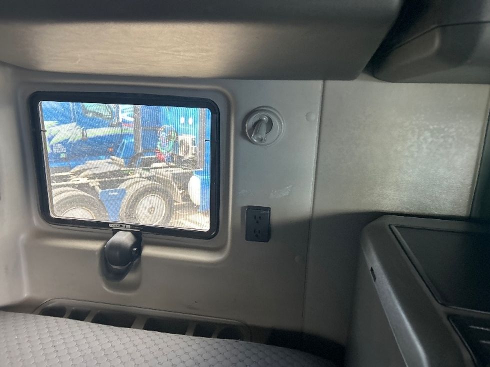 Sleeper Tractor-Heavy Duty Tractors-International-2021-LT625-El Paso-TX-769,375\n\t\tmiles-$ 33,500 - Image 18