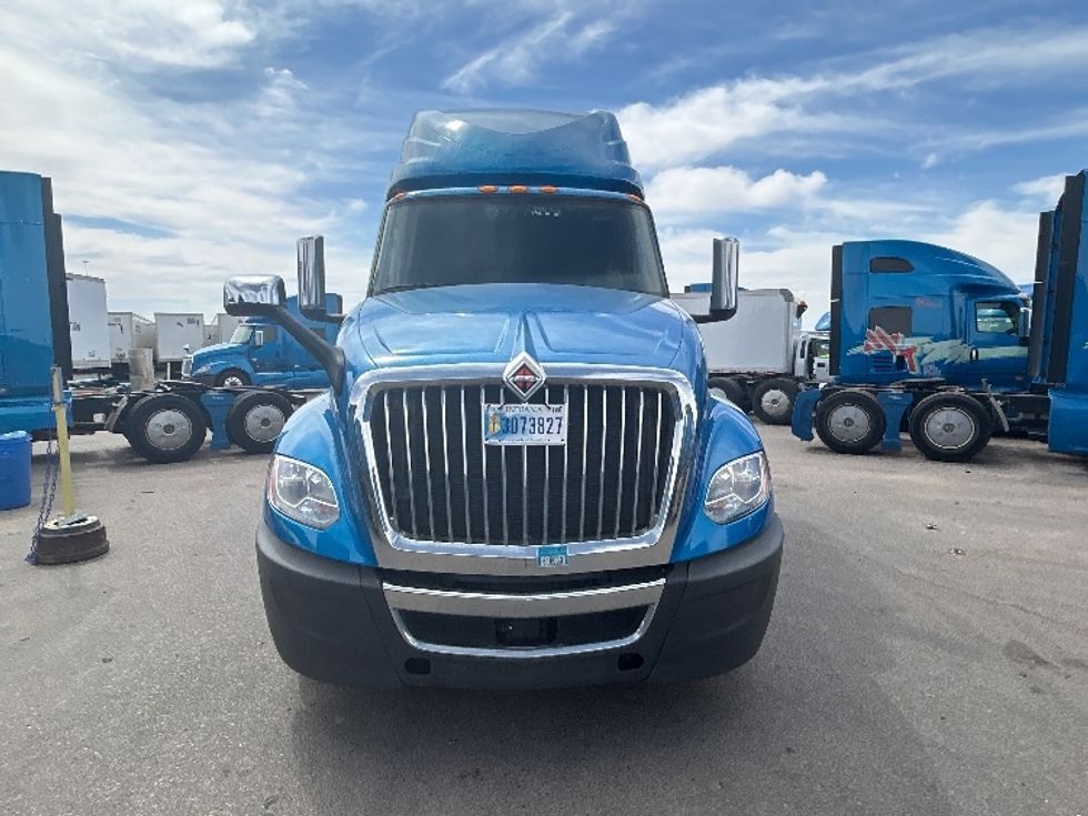 Sleeper Tractor-Heavy Duty Tractors-International-2021-LT625-El Paso-TX-769,375\n\t\tmiles-$ 33,500 - Image 2