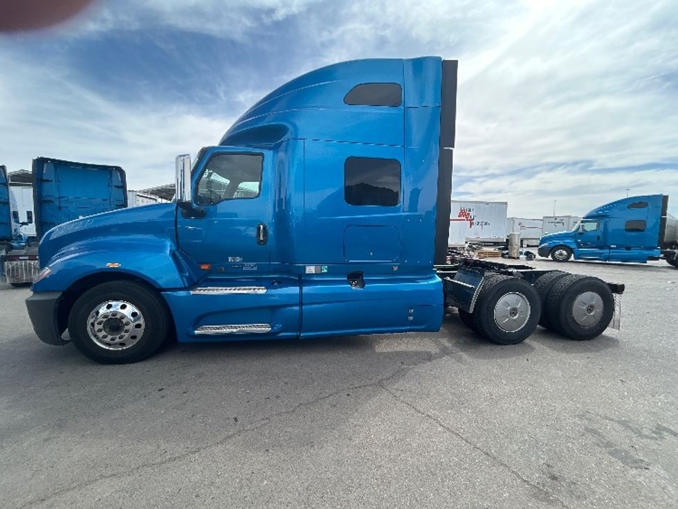 Sleeper Tractor-Heavy Duty Tractors-International-2021-LT625-El Paso-TX-769,375\n\t\tmiles-$ 33,500 - Image 4