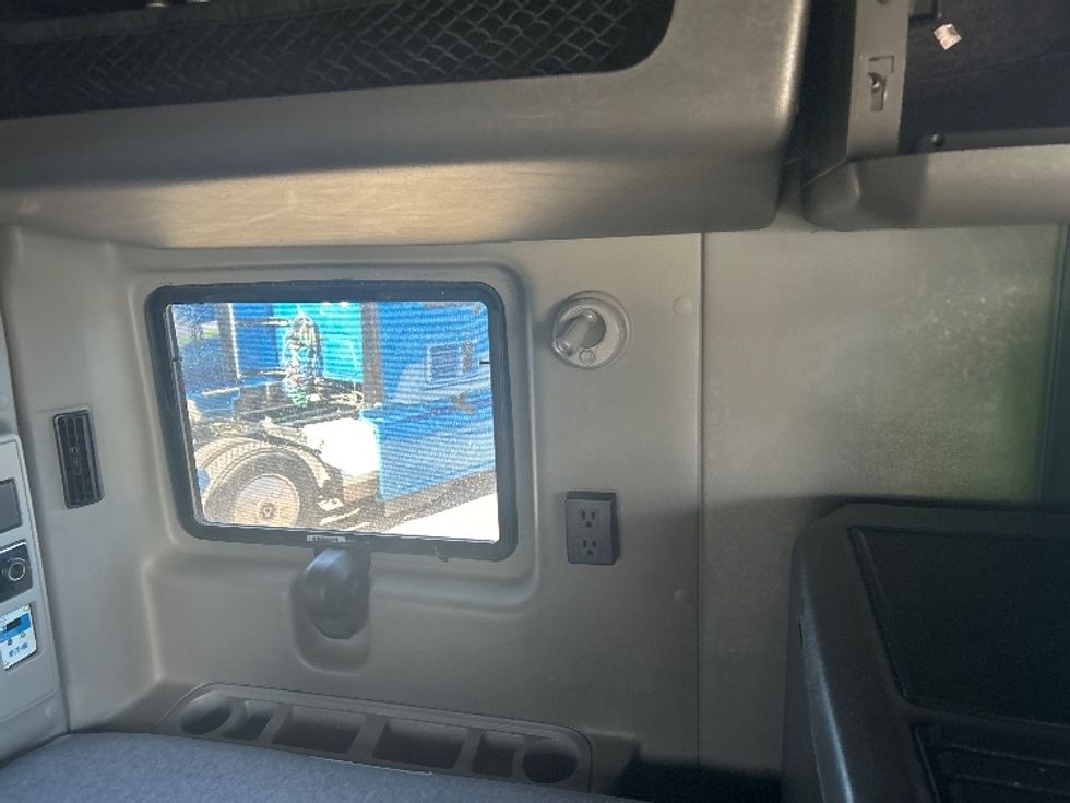 Sleeper Tractor-Heavy Duty Tractors-International-2021-LT625-El Paso-TX-773,383\n\t\tmiles-$ 34,250 - Image 18