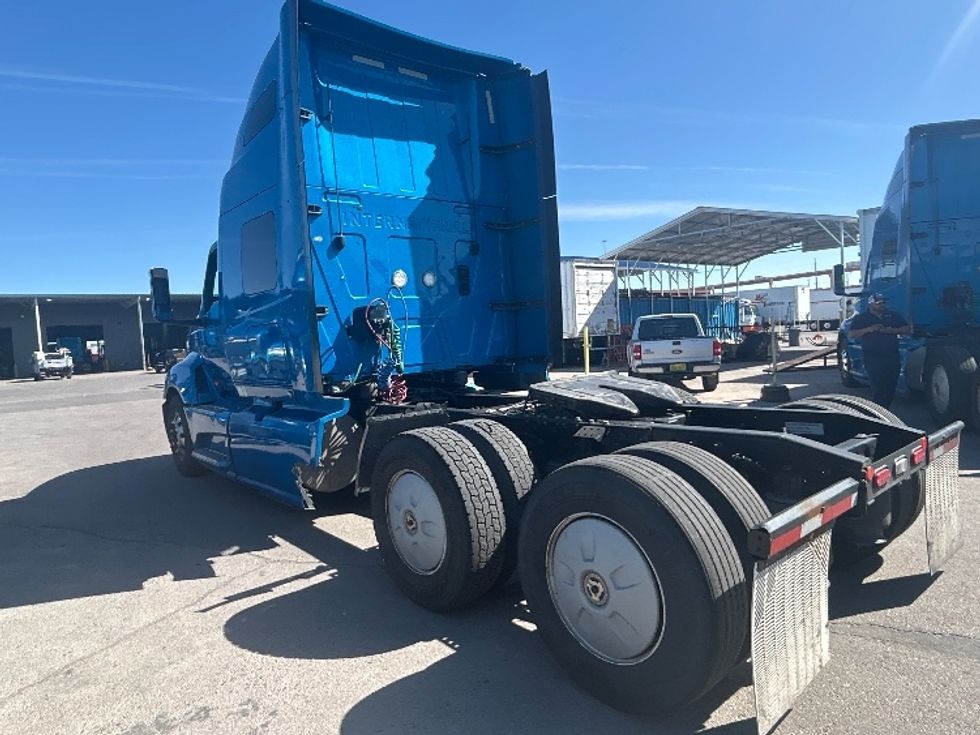 Sleeper Tractor-Heavy Duty Tractors-International-2021-LT625-El Paso-TX-773,383\n\t\tmiles-$ 34,250 - Image 5