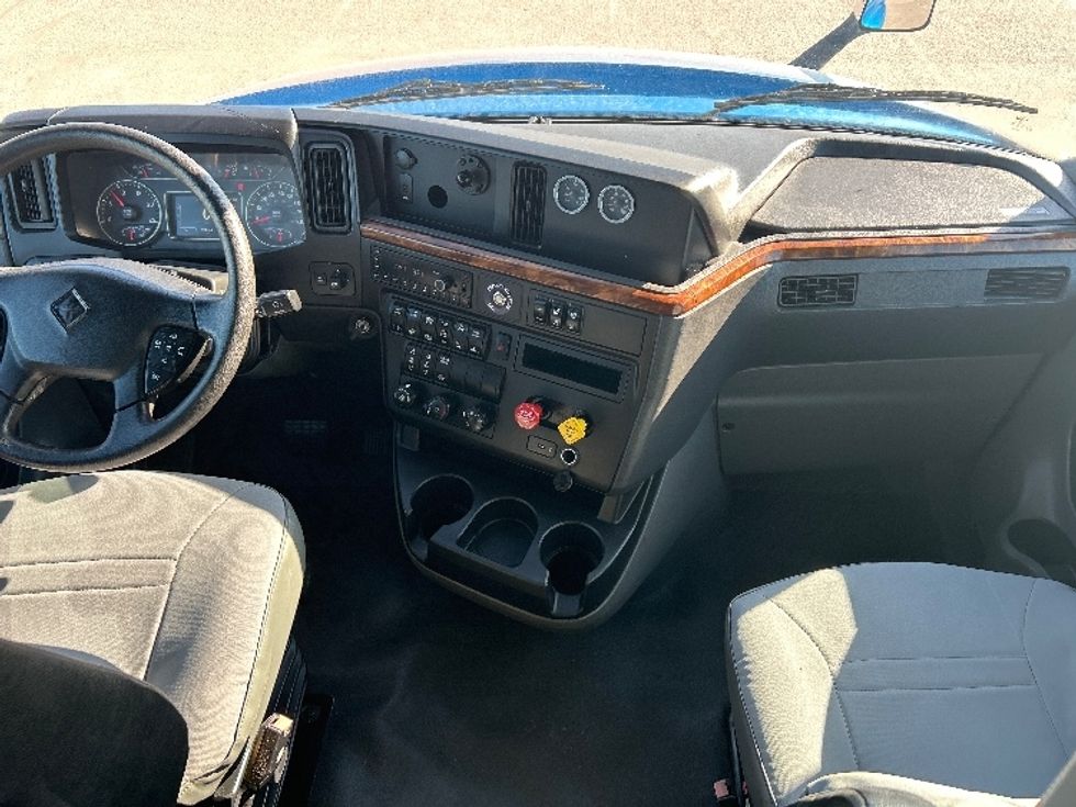 Sleeper Tractor-Heavy Duty Tractors-International-2021-LT625-El Paso-TX-773,933\n\t\tmiles-$ 30,750 - Image 12