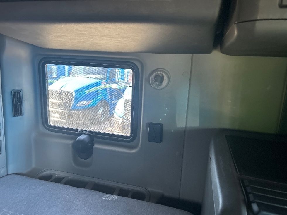 Sleeper Tractor-Heavy Duty Tractors-International-2021-LT625-El Paso-TX-774,127\n\t\tmiles-$ 27,750 - Image 18