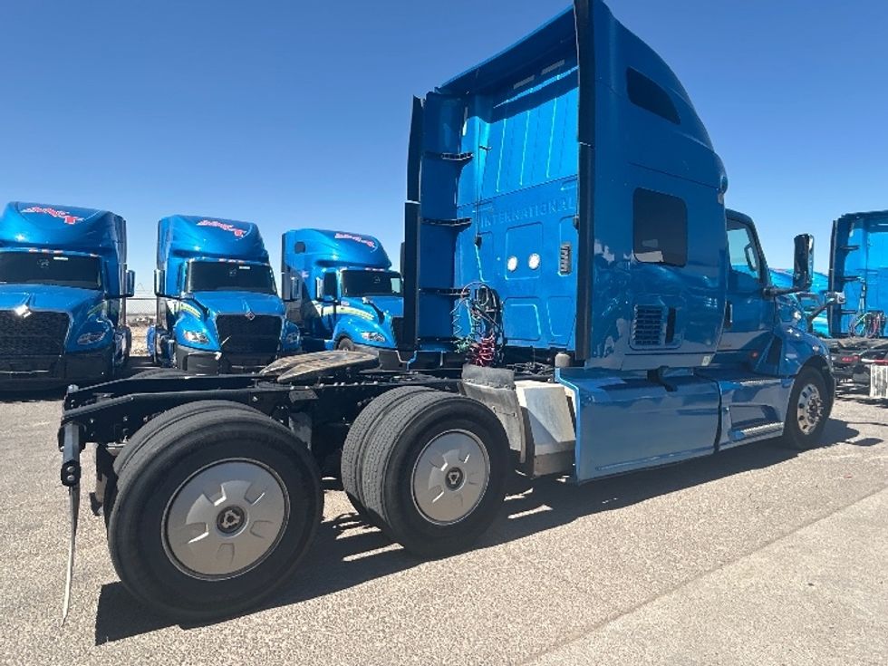 Sleeper Tractor-Heavy Duty Tractors-International-2021-LT625-El Paso-TX-774,127\n\t\tmiles-$ 27,750 - Image 7