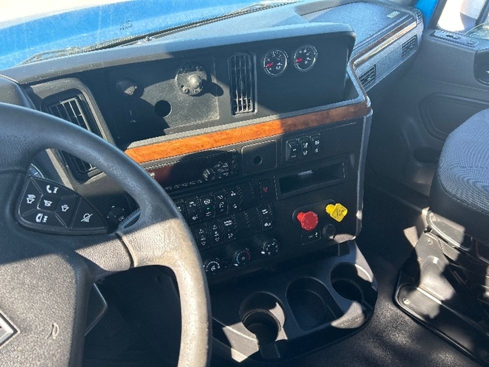 Sleeper Tractor-Heavy Duty Tractors-International-2021-LT625-El Paso-TX-774,746\n\t\tmiles-$ 28,000 - Image 10