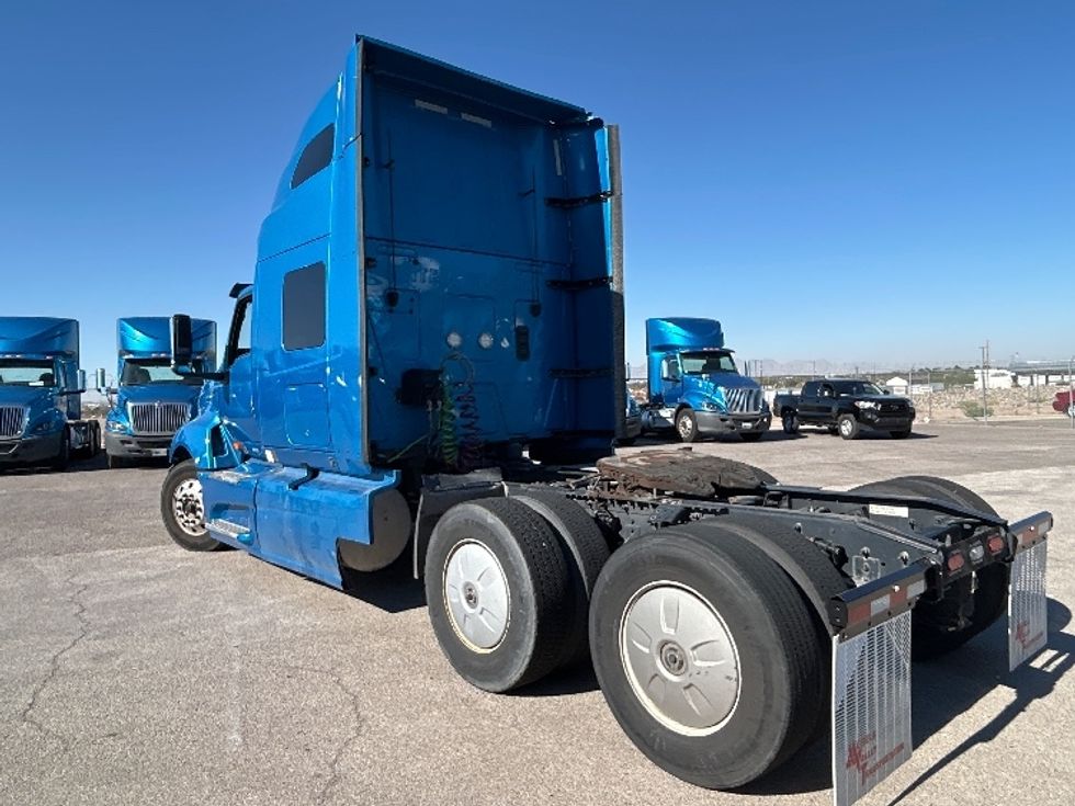 Sleeper Tractor-Heavy Duty Tractors-International-2021-LT625-El Paso-TX-774,746\n\t\tmiles-$ 28,000 - Image 5