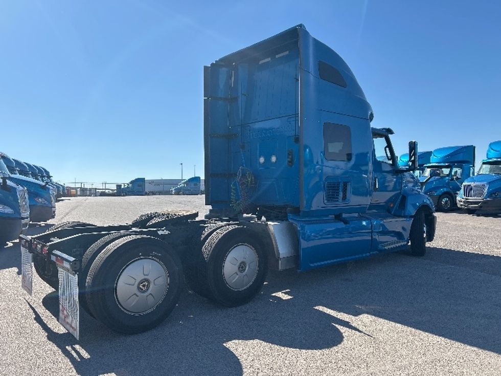 Sleeper Tractor-Heavy Duty Tractors-International-2021-LT625-El Paso-TX-774,746\n\t\tmiles-$ 28,000 - Image 7