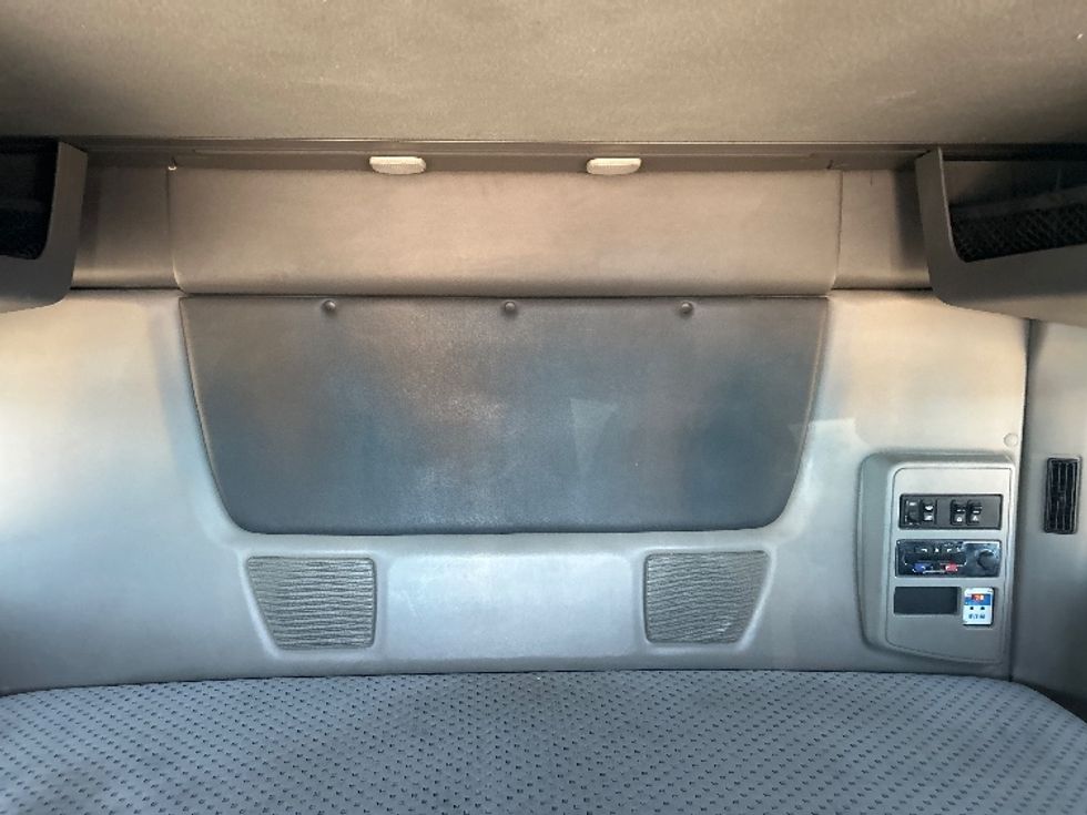 Sleeper Tractor-Heavy Duty Tractors-International-2021-LT625-El Paso-TX-776,016\n\t\tmiles-$ 27,250 - Image 16