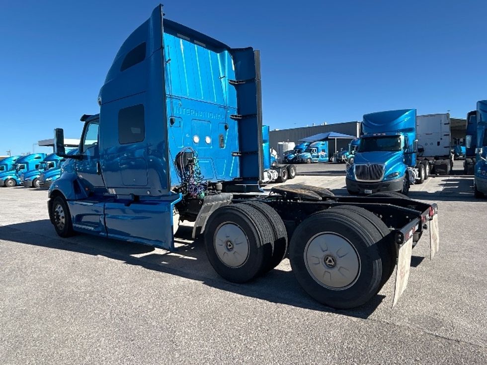 Sleeper Tractor-Heavy Duty Tractors-International-2021-LT625-El Paso-TX-776,016\n\t\tmiles-$ 27,250 - Image 5