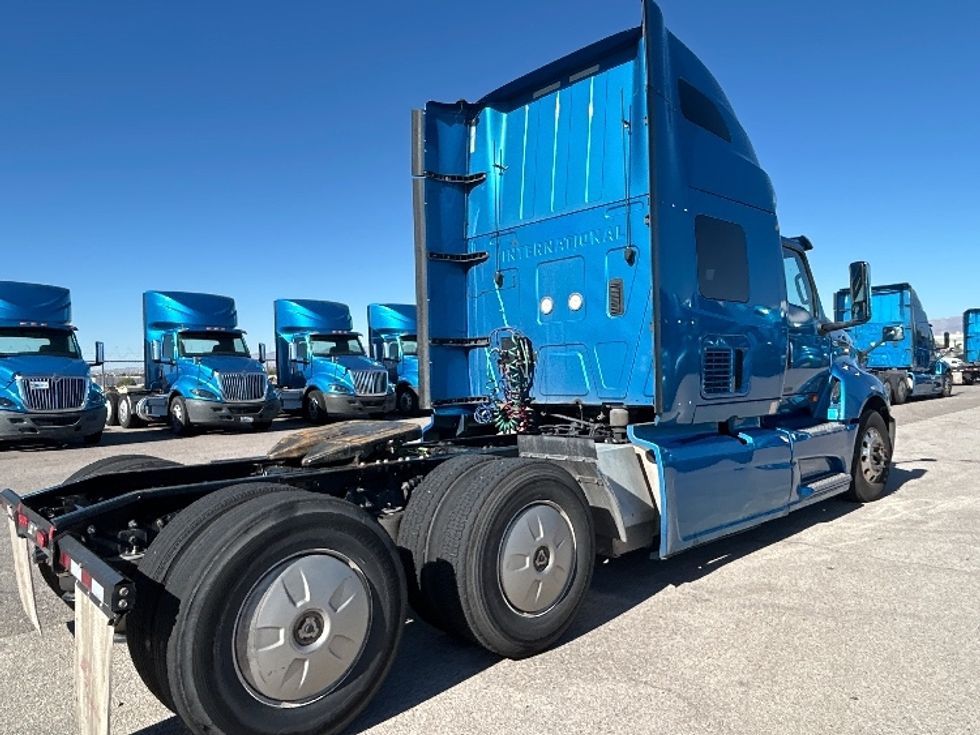 Sleeper Tractor-Heavy Duty Tractors-International-2021-LT625-El Paso-TX-776,016\n\t\tmiles-$ 27,250 - Image 7