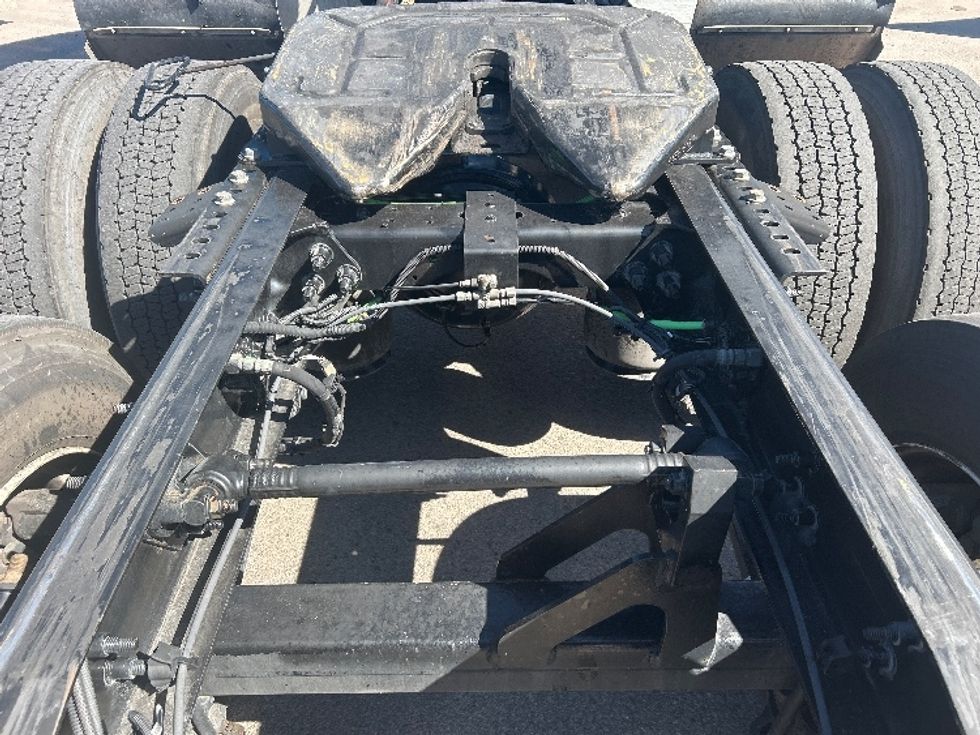 Sleeper Tractor-Heavy Duty Tractors-International-2021-LT625-El Paso-TX-776,108\n\t\tmiles-$ 28,250 - Image 6