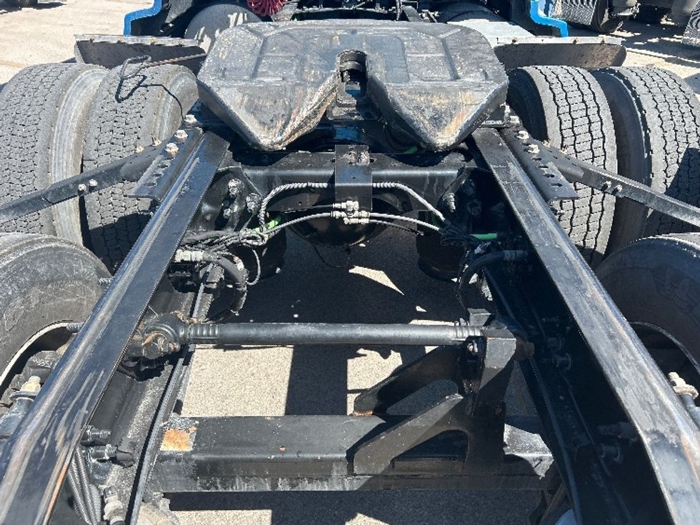 Sleeper Tractor-Heavy Duty Tractors-International-2021-LT625-El Paso-TX-777,514\n\t\tmiles-$ 32,250 - Image 6