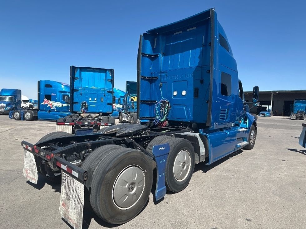 Sleeper Tractor-Heavy Duty Tractors-International-2021-LT625-El Paso-TX-777,514\n\t\tmiles-$ 32,250 - Image 7