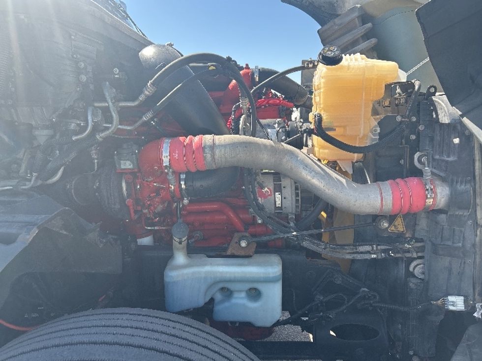 Sleeper Tractor-Heavy Duty Tractors-International-2021-LT625-El Paso-TX-777,740\n\t\tmiles-$ 27,750 - Image 20