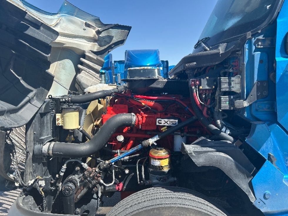 Sleeper Tractor-Heavy Duty Tractors-International-2021-LT625-El Paso-TX-777,740\n\t\tmiles-$ 27,750 - Image 21