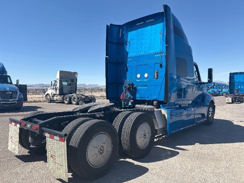 Sleeper Tractor-Heavy Duty Tractors-International-2021-LT625-El Paso-TX-777,740\n\t\tmiles-$ 27,750 - Image 7