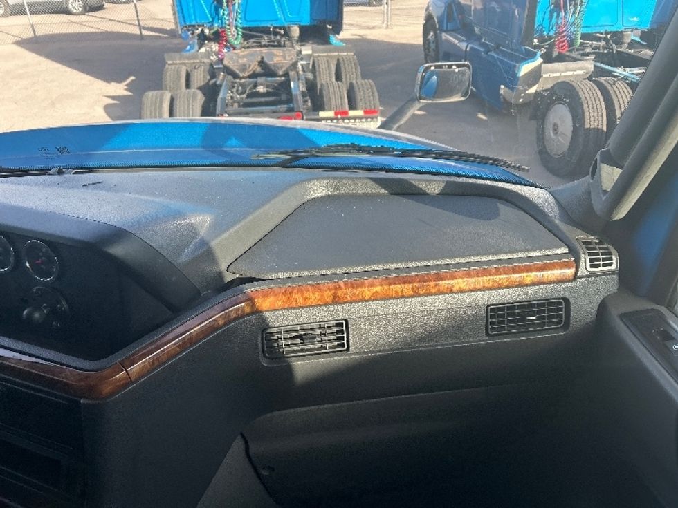 Sleeper Tractor-Heavy Duty Tractors-International-2021-LT625-El Paso-TX-778,266\n\t\tmiles-$ 32,500 - Image 14