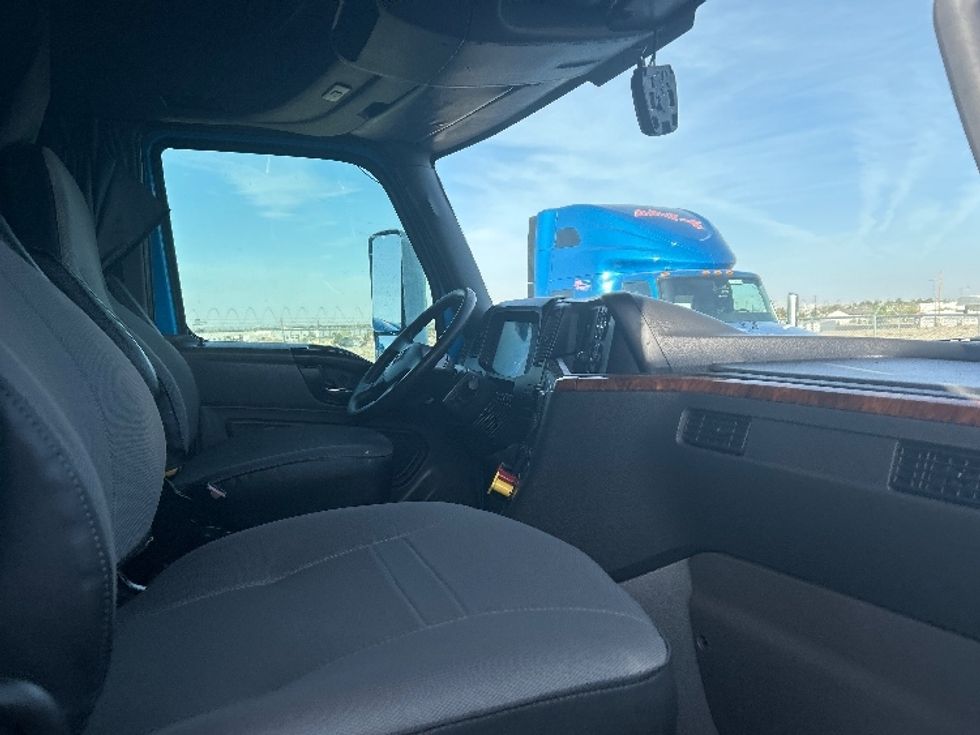 Sleeper Tractor-Heavy Duty Tractors-International-2021-LT625-El Paso-TX-778,266\n\t\tmiles-$ 32,500 - Image 15